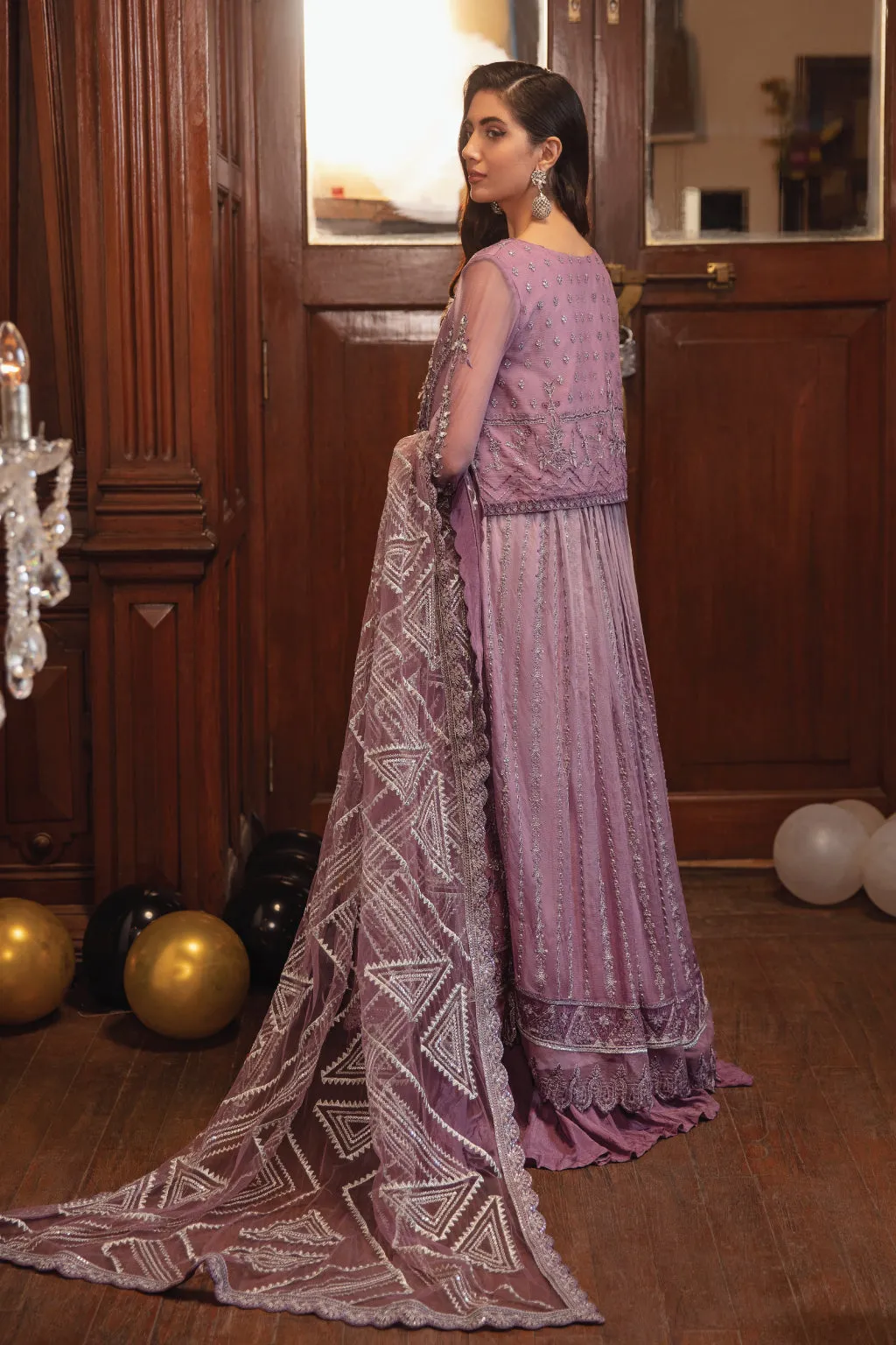IZNiK La Royale Luxury Formals – IRC-02 Epoch