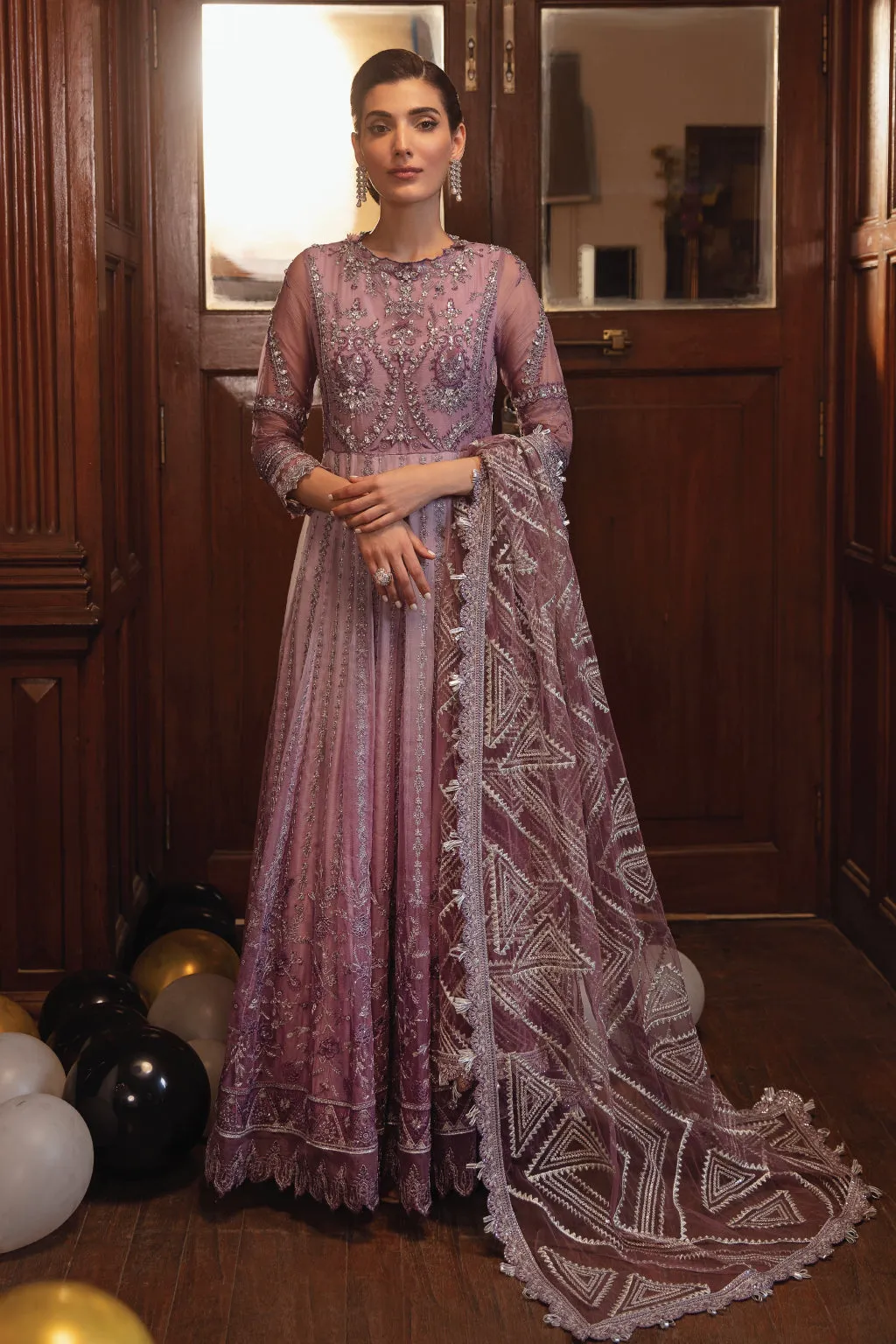IZNiK La Royale Luxury Formals – IRC-02 Epoch