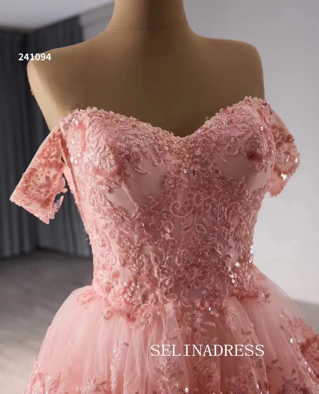 Off-the-shoulder Pink Lace Prom Dress Luxury Evening Gown Wedding Dress 241094
