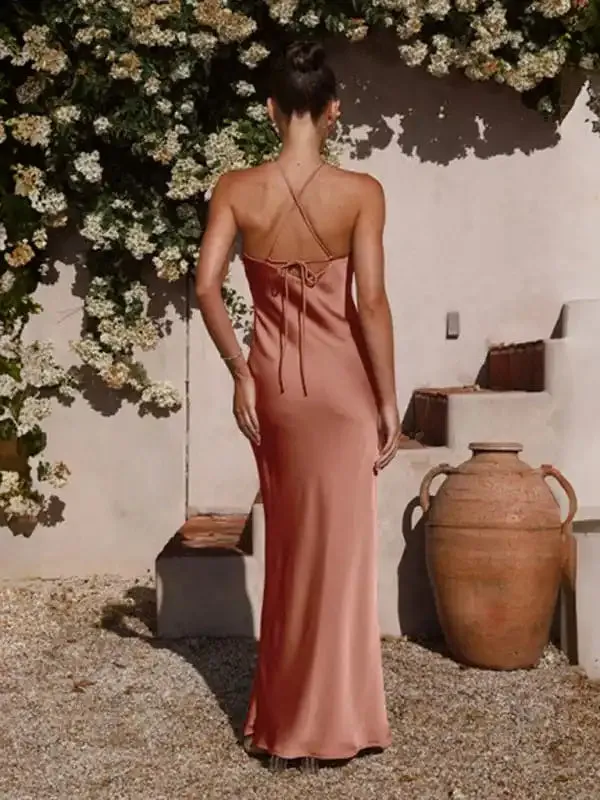 Women’s Halterneck Backless Elegant Dress